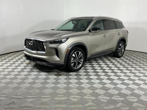 2022 INFINITI QX60 LUXE