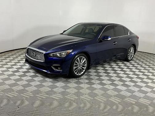 2022 INFINITI Q50 LUXE