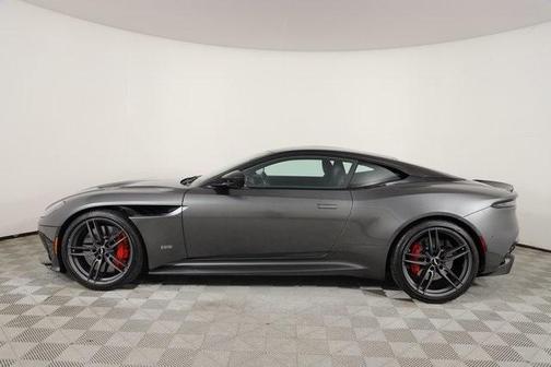 Photo 2 of 23 of 2019 Aston Martin DBS Superleggera