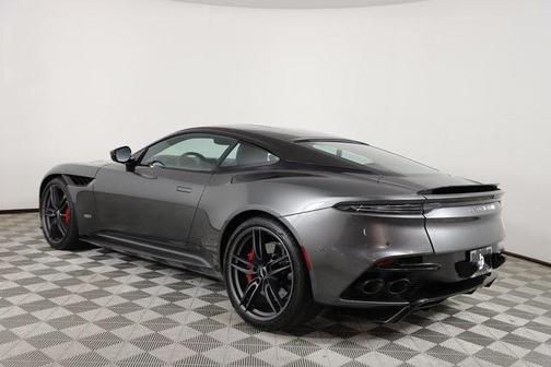 Photo 3 of 23 of 2019 Aston Martin DBS Superleggera