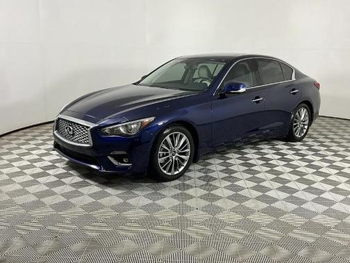 2022 INFINITI Q50 LUXE