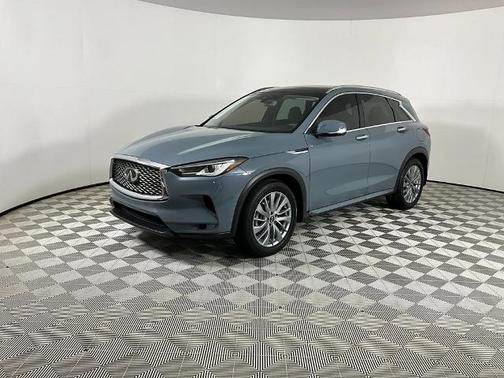 2023 INFINITI QX50 LUXE
