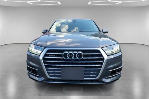2019 Audi Q7 55 Premium Plus