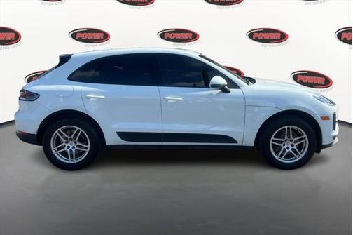 2020 Porsche Macan Base
