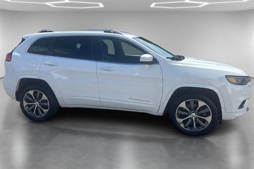 2019 Jeep Cherokee Overland