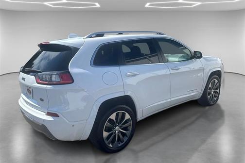 2019 Jeep Cherokee Overland