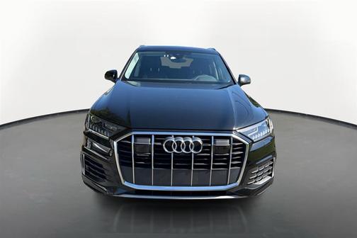 2024 Audi Q7 45 Premium Plus