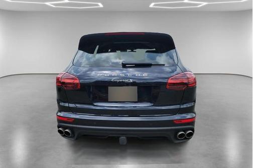 2017 Porsche Cayenne S