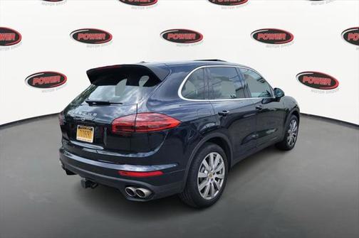 2017 Porsche Cayenne S