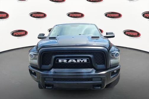 2019 RAM 1500 SLT