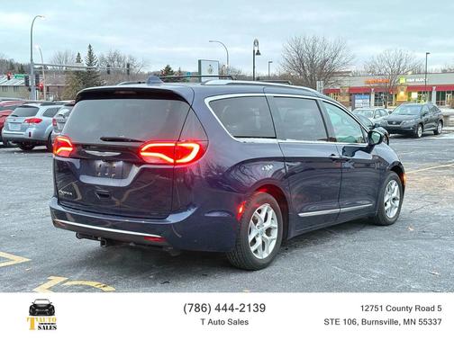 2018 Chrysler Pacifica Touring-L