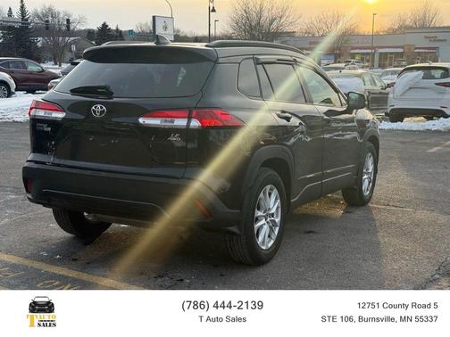 2022 Toyota Corolla Cross LE