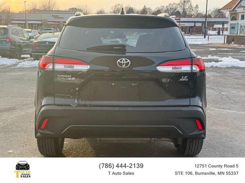 2022 Toyota Corolla Cross LE