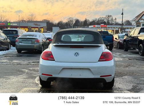 2015 Volkswagen Beetle Auto 1.8T w/Tech