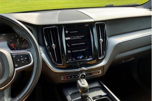 2018 Volvo XC60 T6 Momentum