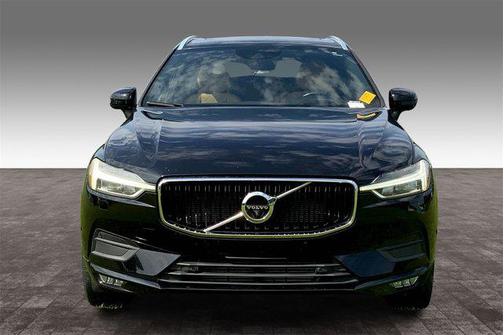 2018 Volvo XC60 T6 Momentum