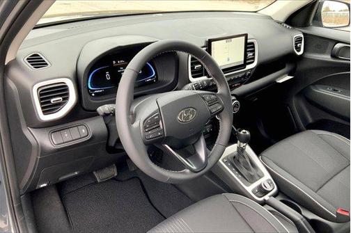 2025 Hyundai VENUE Limited