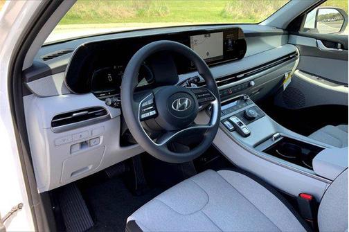 2025 Hyundai PALISADE SE