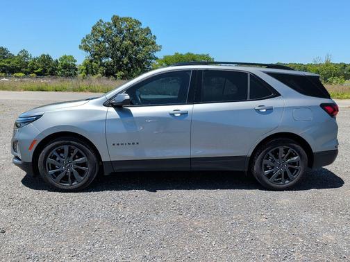 Sterling Gray Metallic 2023 Chevrolet Equinox FWD RS
