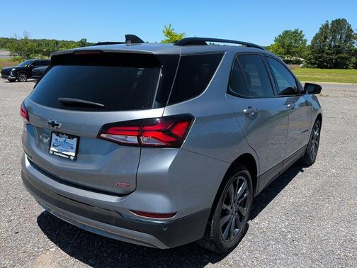 Sterling Gray Metallic 2023 Chevrolet Equinox FWD RS