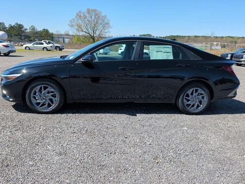 Abyss Black 2026 Hyundai ELANTRA HEV Blue