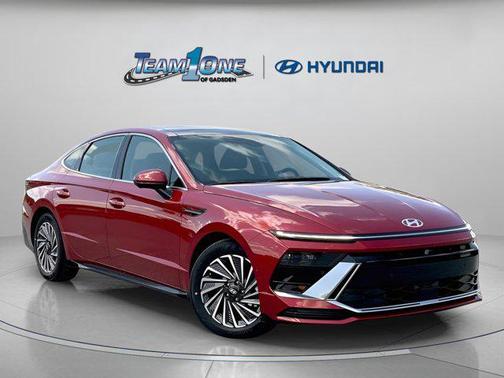 2025 Hyundai SONATA Hybrid Limited