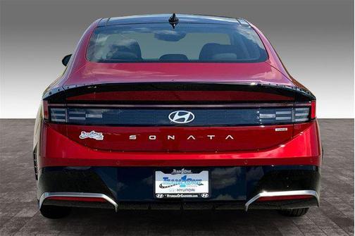 2025 Hyundai SONATA Hybrid Limited