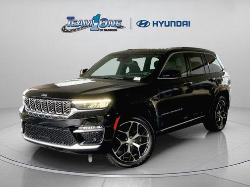 2022 Jeep Grand Cherokee Summit