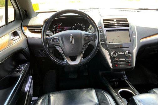 2016 Lincoln MKC Select