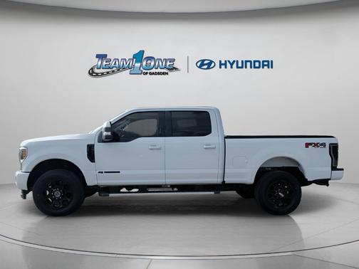 Oxford White 2019 Ford F-250 Lariat
