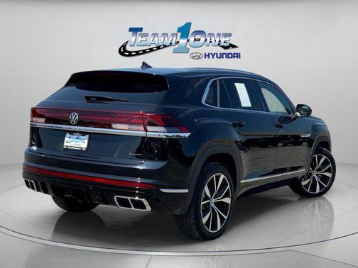 2024 Volkswagen Atlas Cross Sport 2.0T SEL Premium