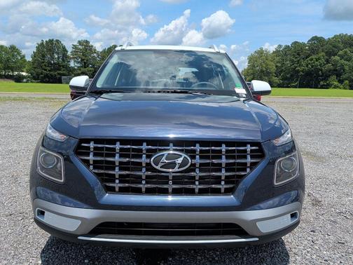 Denim w/White Roof 2026 Hyundai VENUE SEL w/Two-Tone Roof