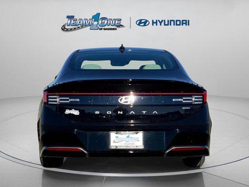 2025 Hyundai SONATA Hybrid SE