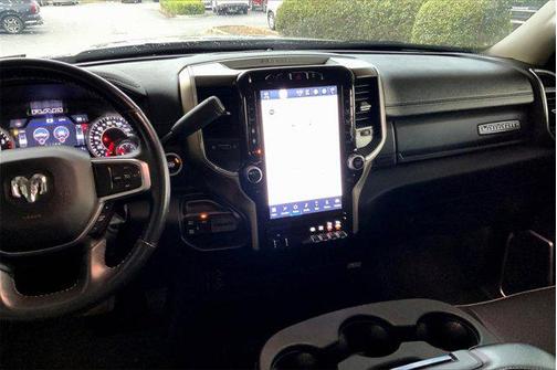 2024 RAM 2500 Laramie Crew Cab 4x4 6'4' Box