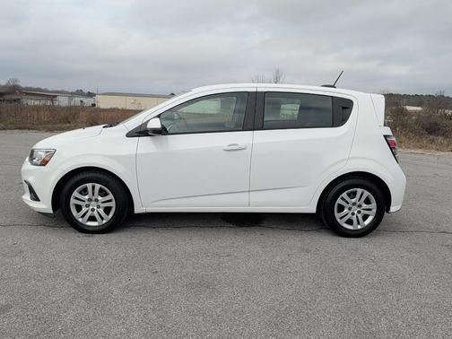 2020 Chevrolet Sonic FWD Hatchback 1FL 5-Door