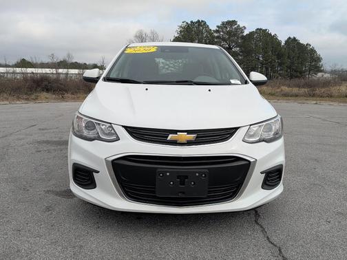 2020 Chevrolet Sonic FWD Hatchback 1FL 5-Door