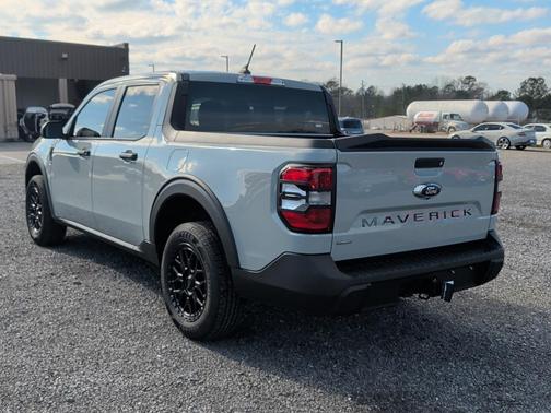 2023 Ford Maverick XL