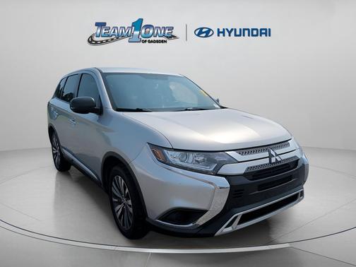Alloy Silver Metallic 2019 Mitsubishi Outlander ES