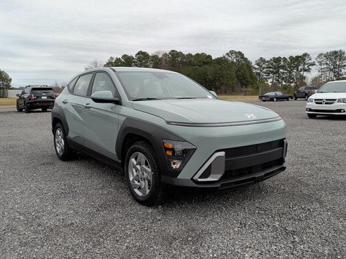 2026 Hyundai KONA SE