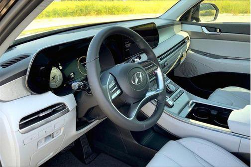 2025 Hyundai PALISADE SEL Premium
