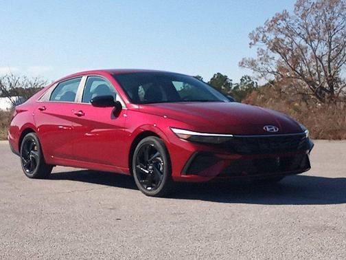 2026 Hyundai ELANTRA HEV SEL Sport