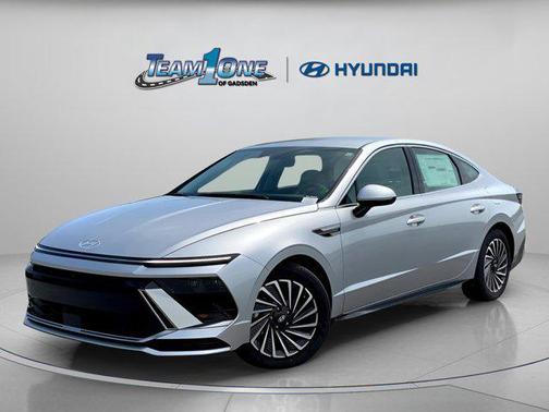 2025 Hyundai SONATA Hybrid SE