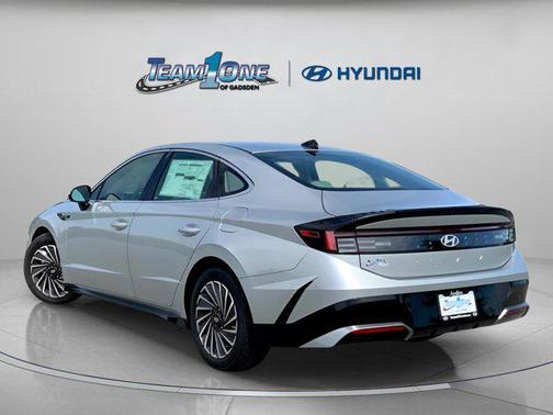 2025 Hyundai SONATA Hybrid SE