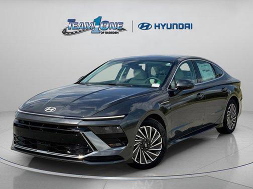 2025 Hyundai SONATA Hybrid SE