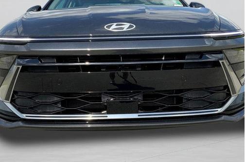 2025 Hyundai SONATA Hybrid SE