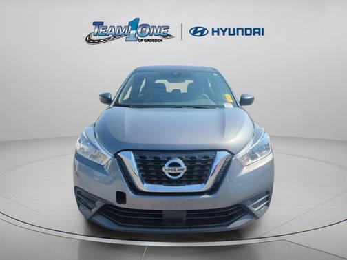 Gun Metallic 2020 Nissan Kicks S