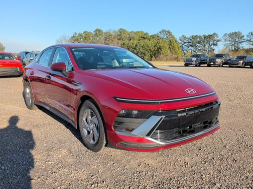 2026 Hyundai SONATA SE
