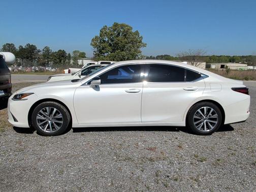 White Pearl 2019 Lexus ES 350 Base