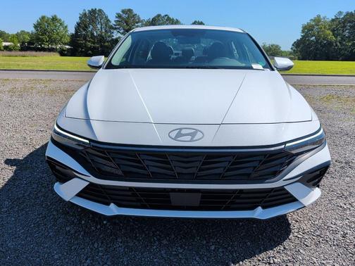 Serenity White 2026 Hyundai ELANTRA Limited