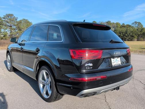 2019 Audi Q7 55 Prestige
